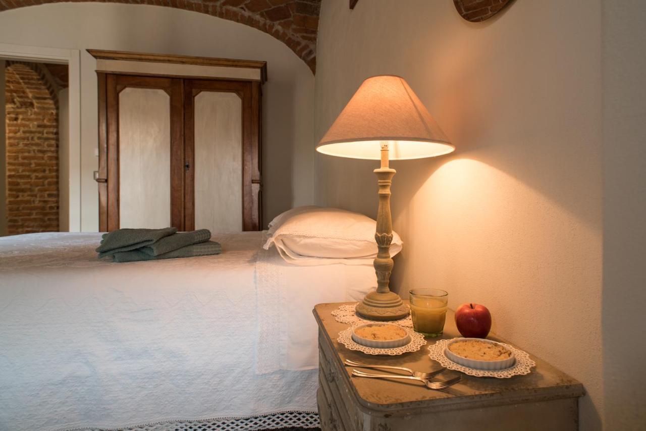Acini E Rose Apartment Montalenghe Екстериор снимка